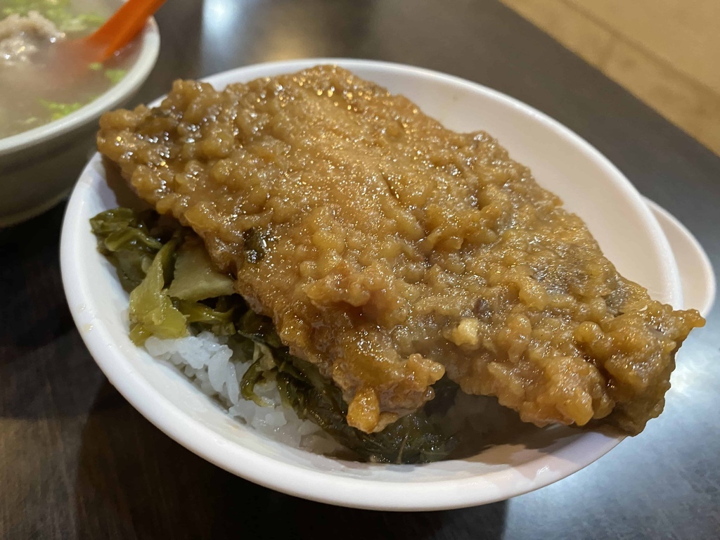 [延三夜市] 大橋頭魯肉飯.黃大腸煎