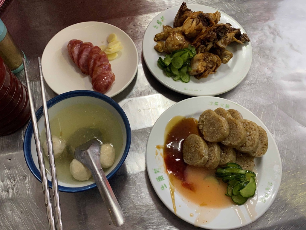 [延三夜市] 大橋頭魯肉飯.黃大腸煎