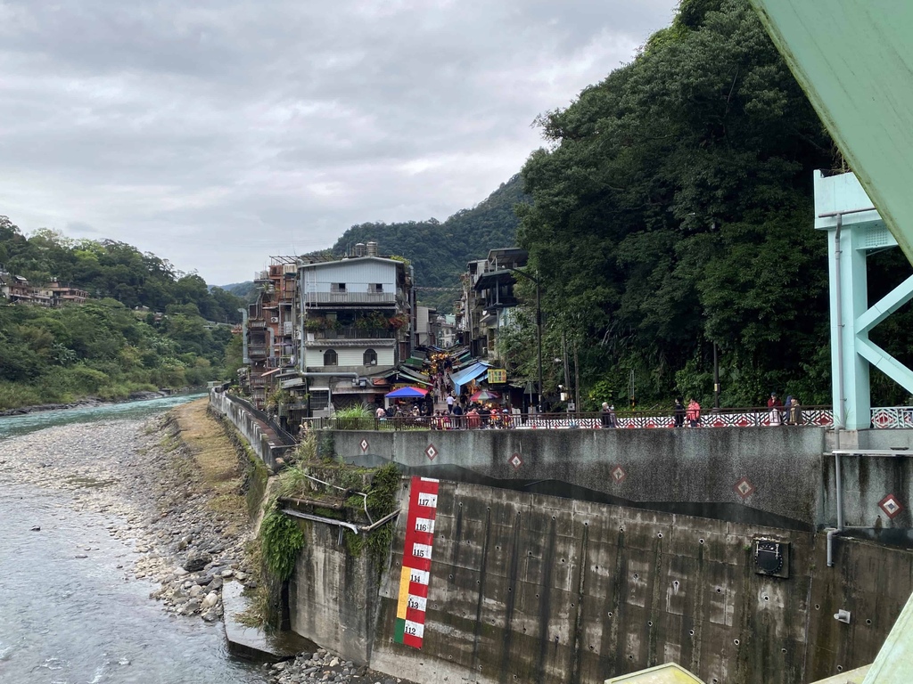 [新北烏來] 山之川溫泉大眾裸湯.烏來老街