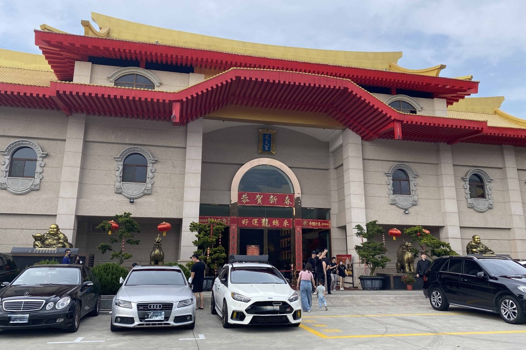 [桃園龜山] 桃園威天宮.浮力中心(龜山文化店)