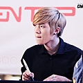 130412fansign(J)_06