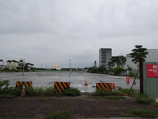 104.09.07-商圈立地評估-夢時代及台鋁商圈-軌道經濟專案-文化大學詹翔霖教授