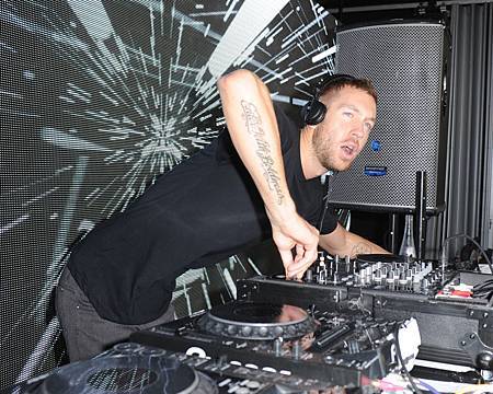 o-CALVIN-HARRIS-facebook