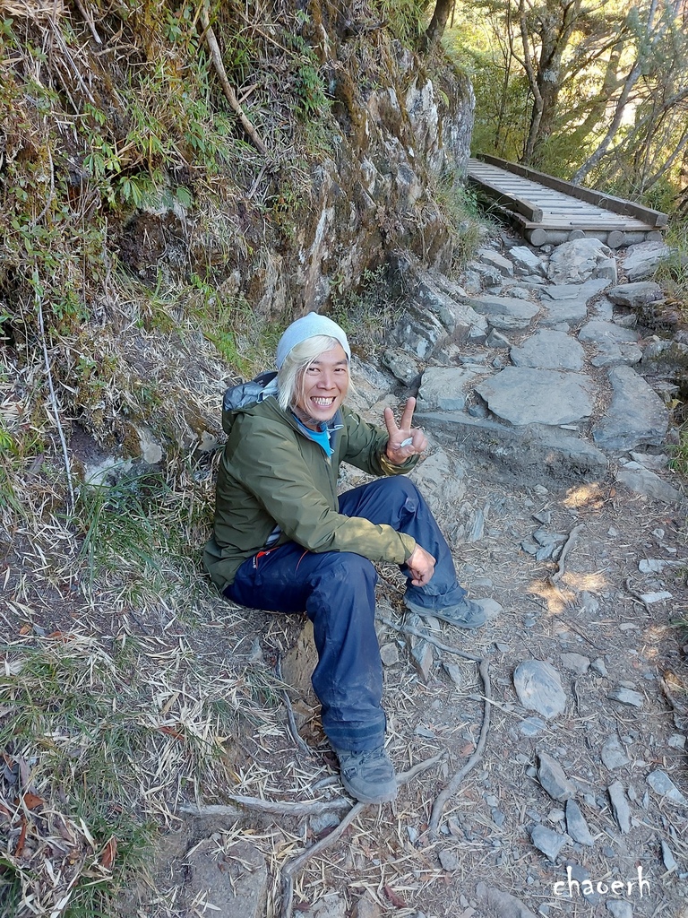 玉山-排雲山莊 【餐點與住宿】 台灣最難抽籤+最高之山屋