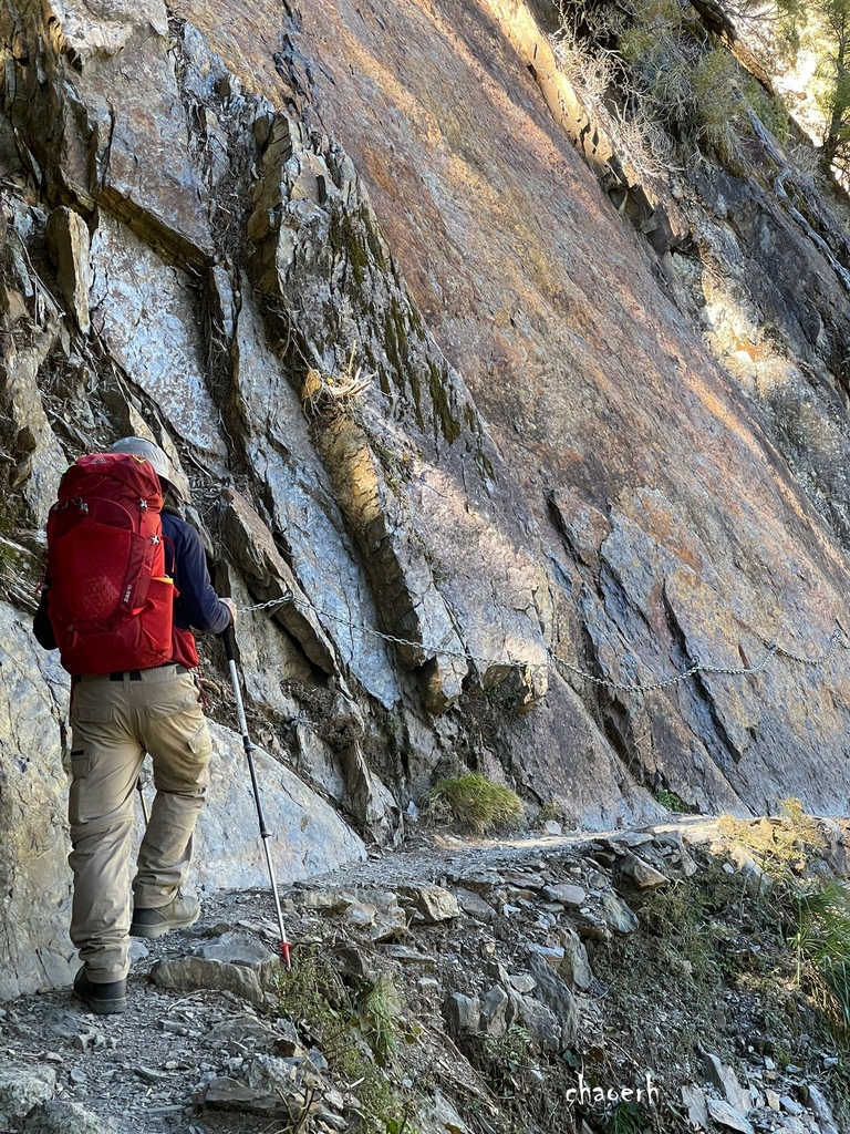 【百岳】玉山主峰 兩天一夜《第2次攻玉山的小6女兒陪我圓夢》