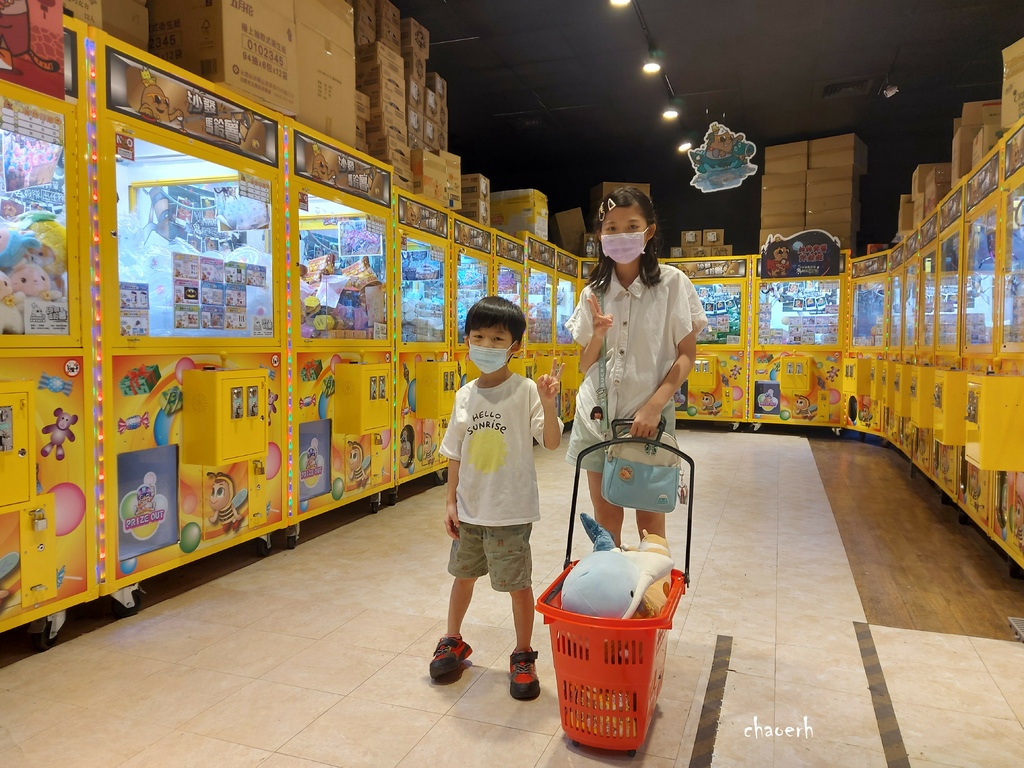 高雄親子景點一日遊-沙發馬鈴薯樂園(左營自由店)+台塑王氏昆