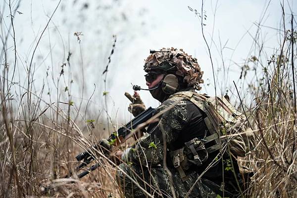 陳晞(法國外籍兵團退伍)：此次很榮幸能夠受到  軍事院校戰術