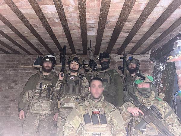 陳晞(法國外籍兵團退伍)：10月4日【CIVTAK (民用A