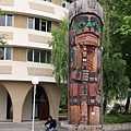 圖騰柱是當地原住民的特色之一