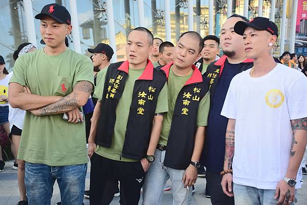 DSC_0008.JPG DSC_0008.JPG