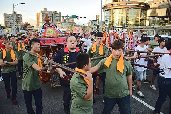 DSC_0045.JPG DSC_0045.JPG