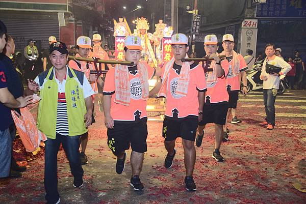 DSC_0132.JPG DSC_0132.JPG