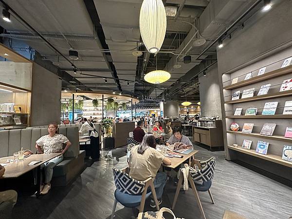 『台北.南港』WIRED CHAYA 『台北.南港』WIRED CHAYA