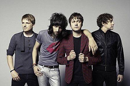 Kasabian world stage