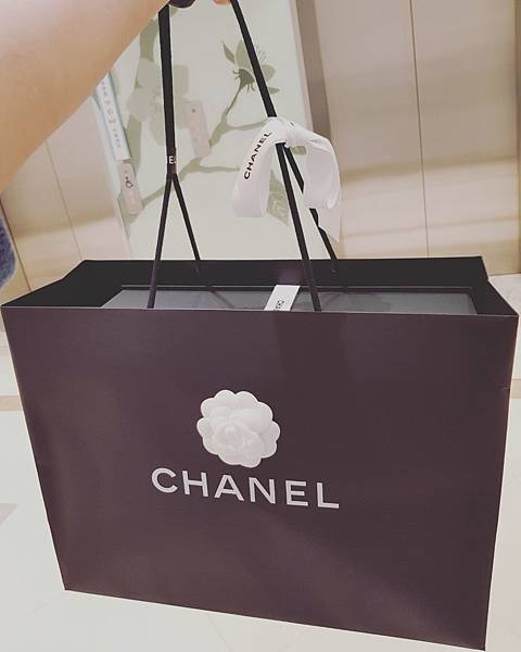 【開箱文】CHANEL♥遲來的生產禮物&黑色復古化妝箱包Bl