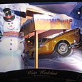 Christmas windows 002.jpg