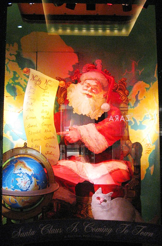 Christmas windows 012.jpg