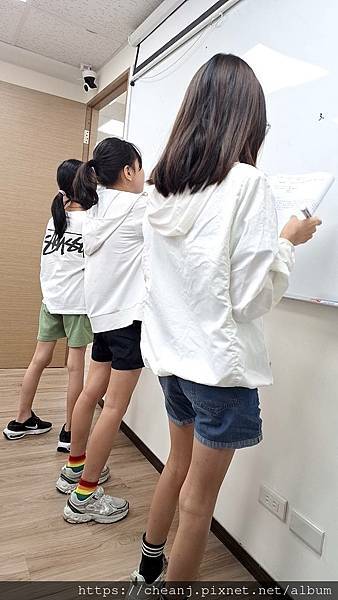 升私中小三~小六備戰課程 🎯 衝刺頂尖私中|奠定黃金學力關鍵 升私中小三~小六備戰課程 🎯 衝刺頂尖私中|奠定黃金學力關鍵