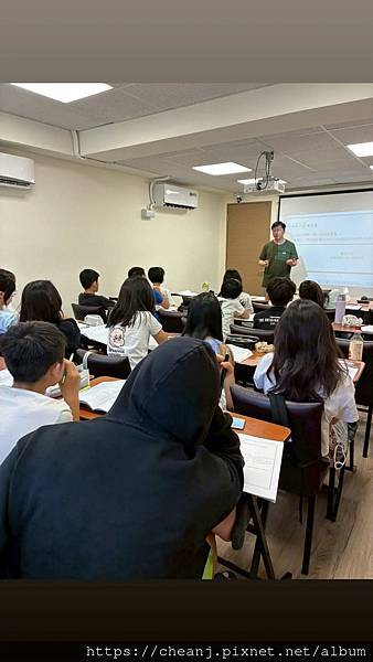 升私中小三~小六備戰課程 🎯 衝刺頂尖私中|奠定黃金學力關鍵 升私中小三~小六備戰課程 🎯 衝刺頂尖私中|奠定黃金學力關鍵