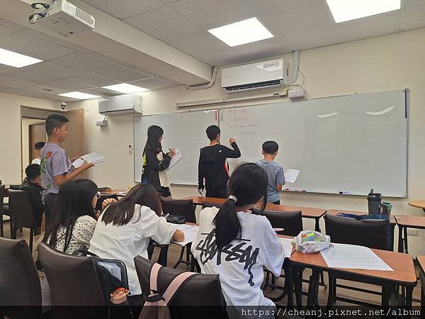 升私中小三~小六備戰課程 🎯 衝刺頂尖私中|奠定黃金學力關鍵 升私中小三~小六備戰課程 🎯 衝刺頂尖私中|奠定黃金學力關鍵