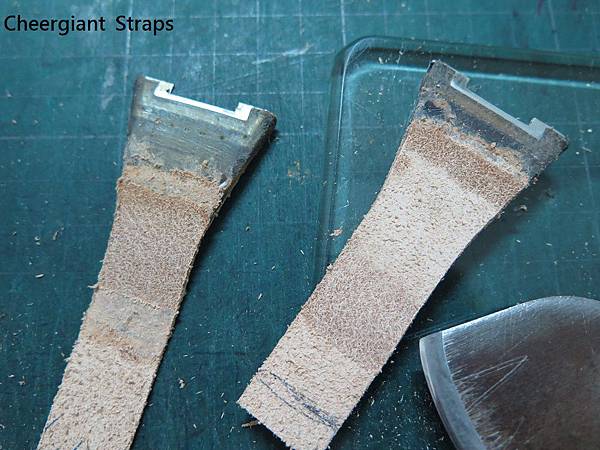 IWC Ingenieur Da Vinci black croco belly strap, hand made producing process. 02 
