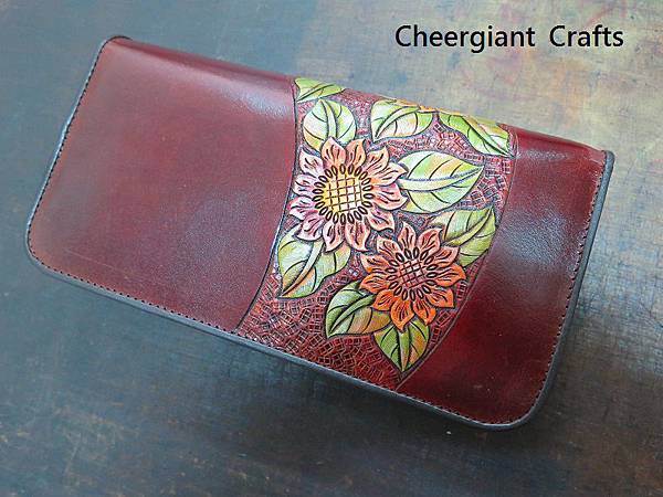 Double zipper leather wallet, Sunflowers hand carved pattern. 太陽花皮雕雙拉鍊真皮皮包. 04