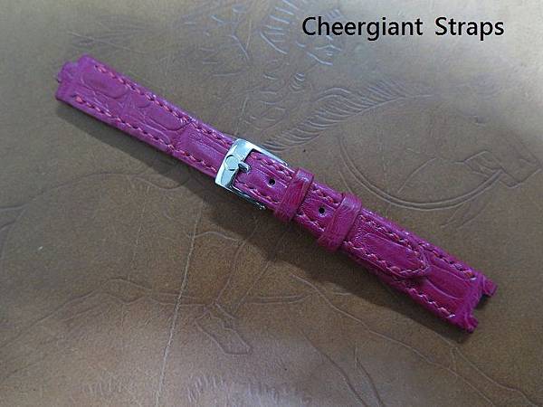 Omega cherry croco strap,14(6)x10mm,62x105mm,3.2mm taper to2.2mm,match stitch.01 .JPG