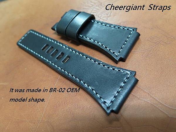 BR-02 OEM model shape black leather strap 26x24mm, 78x120mm, thick 5.0mm taper to4.0mm, gray stitching. 03.JPG