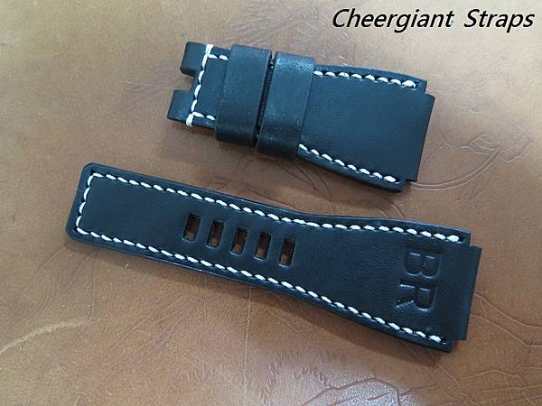 Ball %26; Ross BR-02 black leather strap, 26x24mm,75x115mm,thick 5.5mm taper to4.0mm,white stitch.01 .JPG
