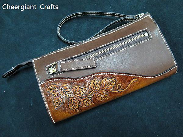 唐草圖案B 咖啡色手拿皮包長皮夾 Brown arabesque pattern B, leather hand bag long wallet.11.JPG