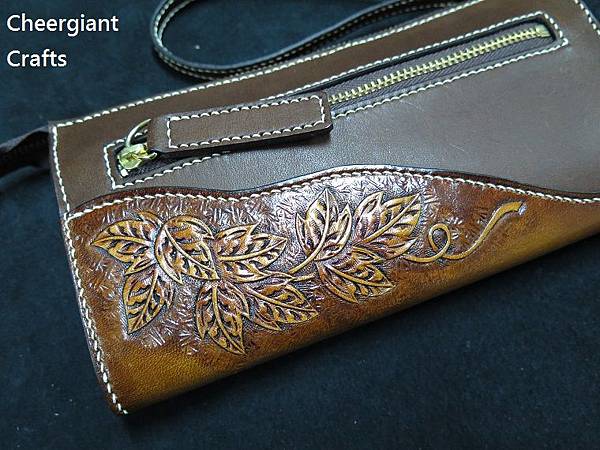 唐草圖案B 咖啡色手拿皮包長皮夾 Brown arabesque pattern B, leather hand bag long wallet.06.JPG