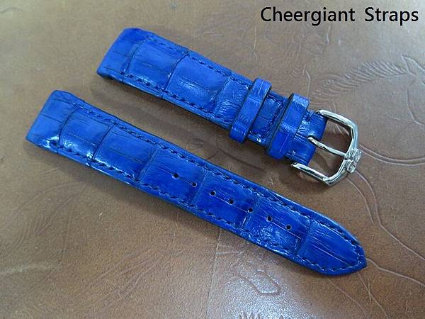 Glashutte padded dark blue crocodile strap,18.8x16mm,70x110mm,thick 5.0mm tapern to 2.3mm,match stitching.03.JPG