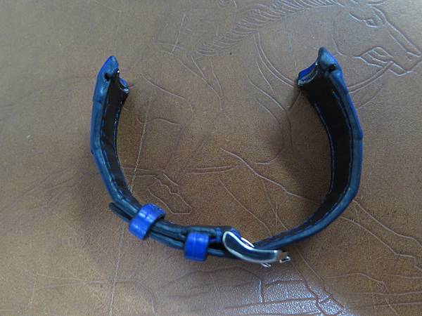 Glashutte padded dark blue crocodile strap,18.8x16mm,70x110mm,thick 5.0mm tapern to 2.3mm,match stitching.07.JPG
