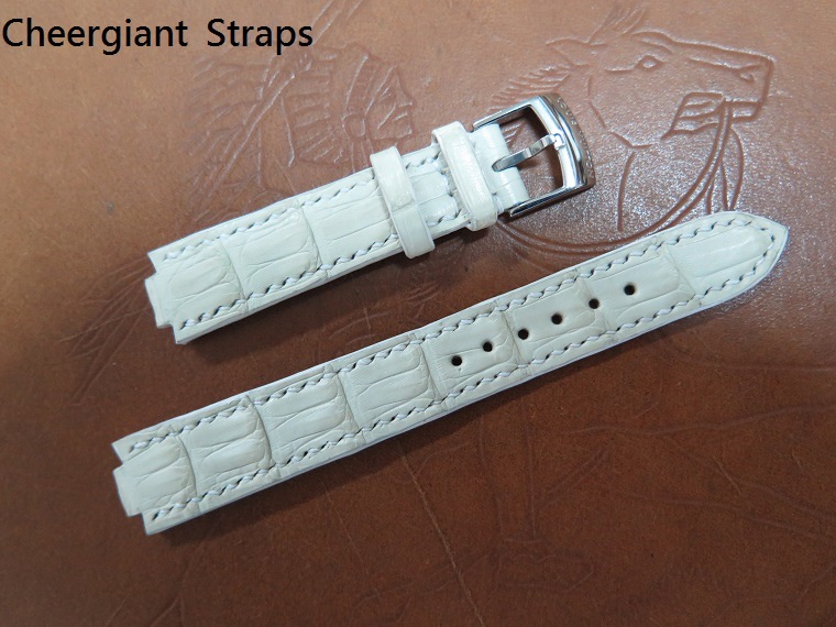 louis vuitton Ivory white crocodile strap,15(8.5)x14mm, 63x115mm,thick 4.0mm taper to 2.3mm.02.JPG