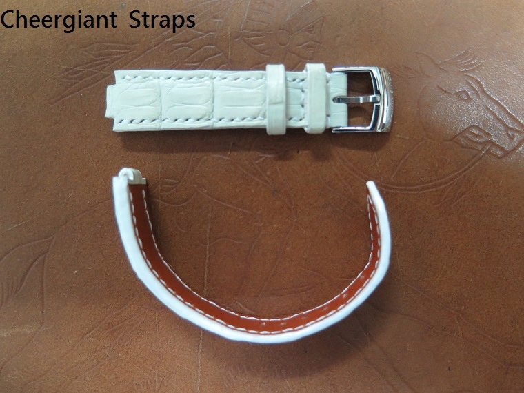 louis vuitton Ivory white crocodile strap,15(8.5)x14mm, 63x115mm,thick 4.0mm taper to 2.3mm.03.JPG