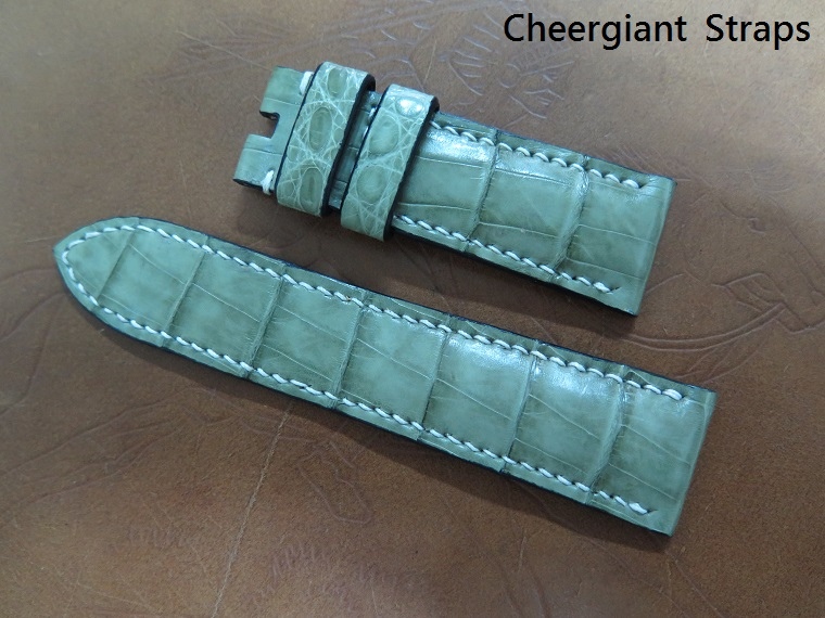 Panerai Luminor Marina light green crocodile strap,24x22mm,75x115mm,white stitching.01.JPG