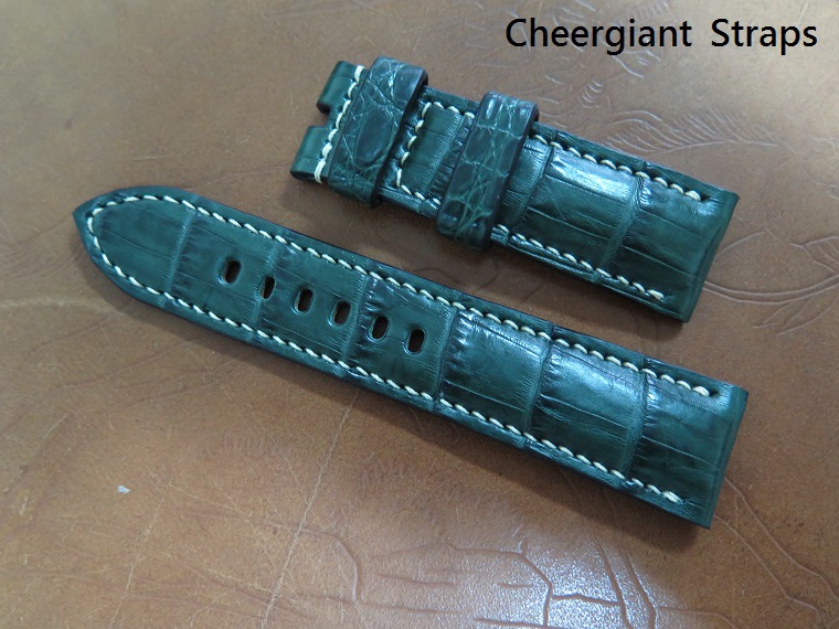 Panerai dark green padded crocodile strap,24x22mm,75x120mm,thick 6.5mm taper to 3.8mm,cream stitching.03.JPG