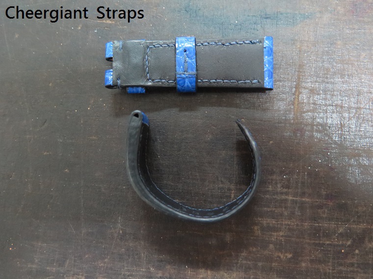 Panerai blue croco strap,  24x22mm, 75x115mm, thick 4.5mm taper to 1.9mm, dark blue stitch.03.JPG