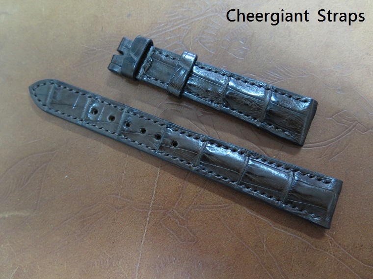 Oris padded brown crocodile strap, 18x15mm,85x130mm,thick5.5mm taper to 3.2mm,match stitching.01 .JPG