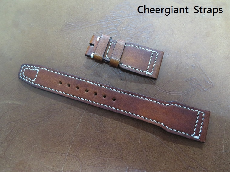 IWC Big Pilot honey brown vintage leather strap,22x18mm,55x145mm,thick 4.0mm taper to 2.5mm,cream stitching.01 .JPG