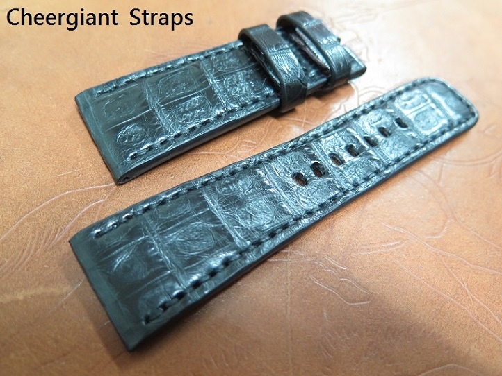 Sevenfriday black crocodile strap,28x24mm,80x120mm, thick 5.5mm taper to 3.5mm,black stitching,brown calf lining.05.JPG
