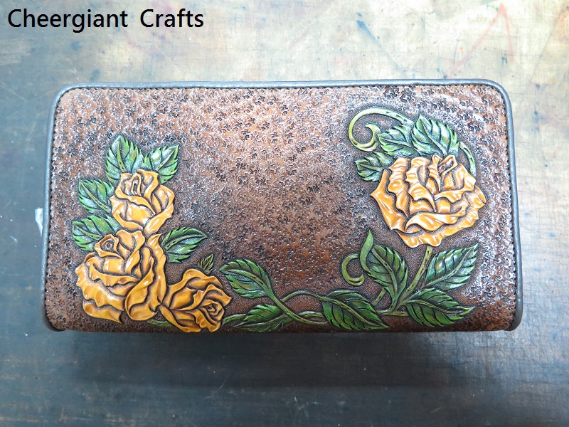 玫瑰圖案外拉鍊長皮夾手拿包. Hand carved rose pattern zipper long wallet clutch bag. 02 .JPG