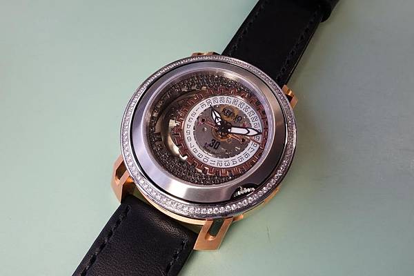 Ritmo Mundo Diamond Persepolis  black leather strap. 01.jpg