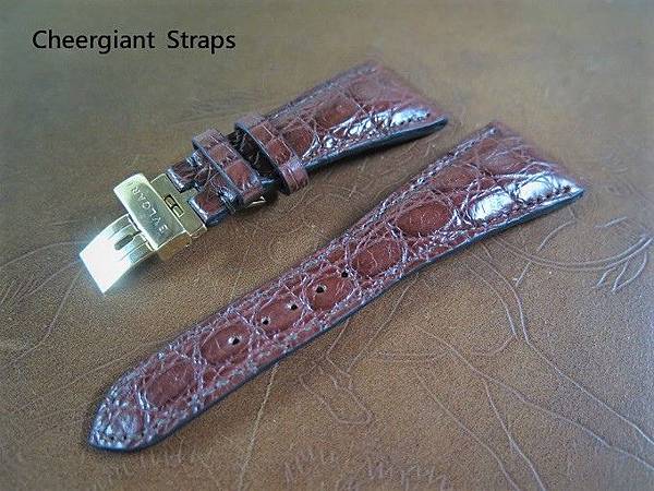 Bvlgari Assioma Burgundy  crocodile strap, 28.6x15.6mm, 68x115mm,thick 5.5mm taper to 2.0mm, match stitching.06.JPG