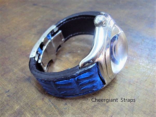 Corum navy blue croco strap, 24x20mm, 70x70mm, thick 7.0mm taper to 3.0mm, match stitch. 12.JPG