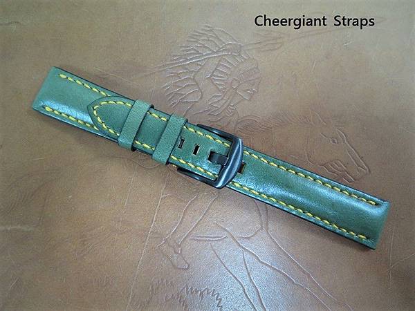 Rolex padded green cowskin strap, 20x18mm, 75x130mm, thick 6.0mm taper to 2.7mm, yellow stitch. 01 .JPG