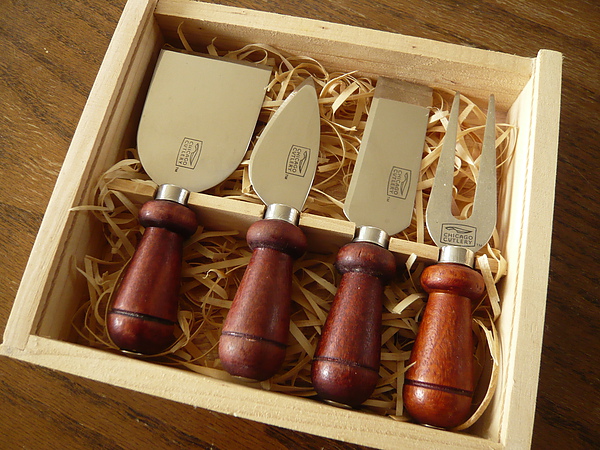 Cheese knife set.JPG