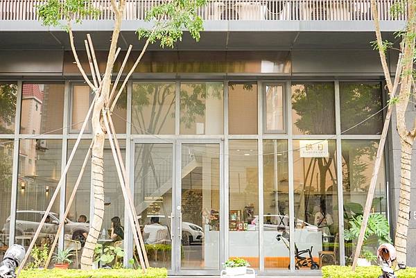 [新竹·竹北]映日早午餐｜在高挑樓中樓享用豐盛早午餐盤與甜點