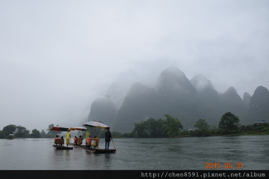 陽朔遇龍河竹筏漂流~湘桂之旅