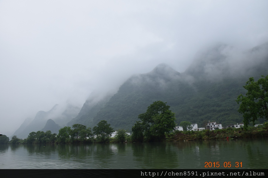 陽朔遇龍河竹筏漂流~湘桂之旅